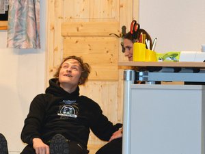 Thomas Klein (Jakob Frey) und Susanne Ebner (Luisa Weiland)