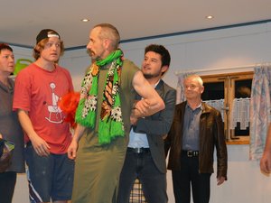 Martha Ebner (Manuela Joos), Thomas Klein (Jakob Frey), Hubert Ebner (Peter Weiland), Christian Schmidt (Jonas Netzer), Johann Scharf (Georg Maier) und Otto Schön (Thomas Kramer)